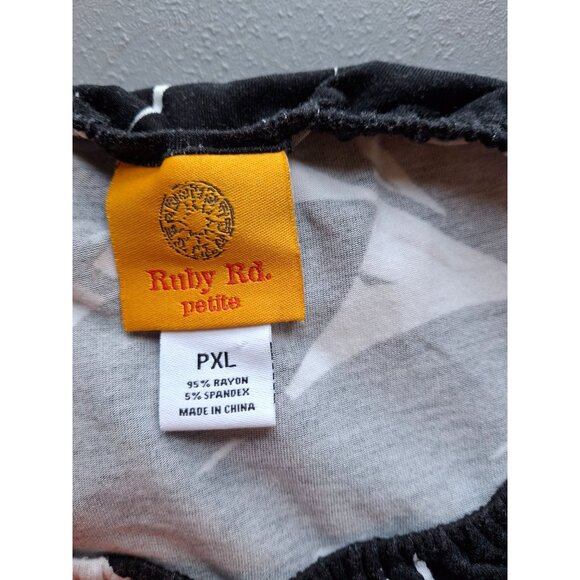 Ruby Rd Womens Tunic Top PXL Black White Leaf Print Blouse 3/4 Sleeve Lagenlook - Picture 3 of 8